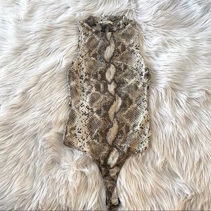 Snake Print Mock Neck Tank Bodysuit Size Small